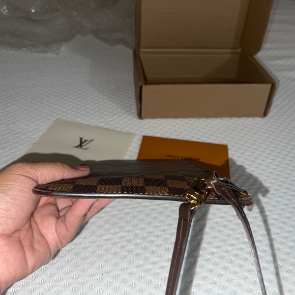 ❌❌❌SOLD❌❌❌Louis Vuitton Neverfull pouch - Picture 13 of 16